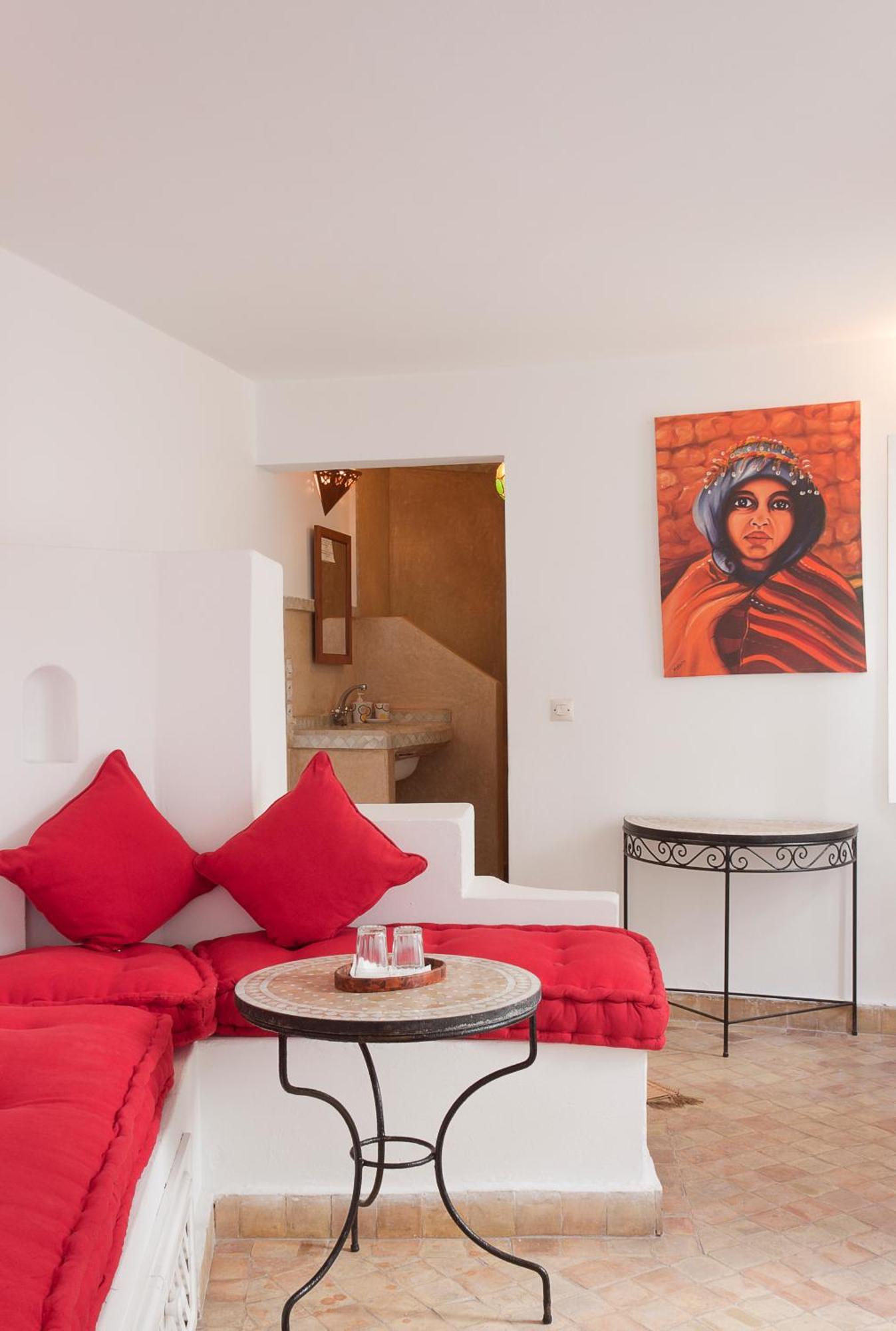 Chambre Deluxe (2 Adultes + 1 Enfant)